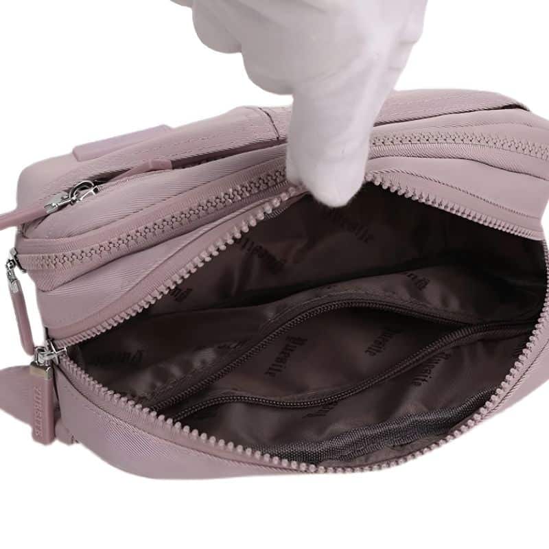 Interior riñonera para mujer para el verano