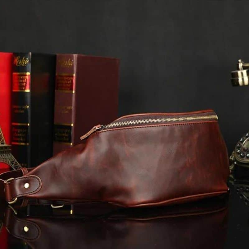 riñonera burdeos para hombre diseño