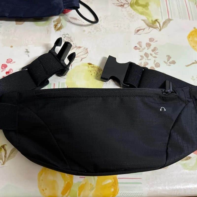 riñonera deportiva ligera diseño